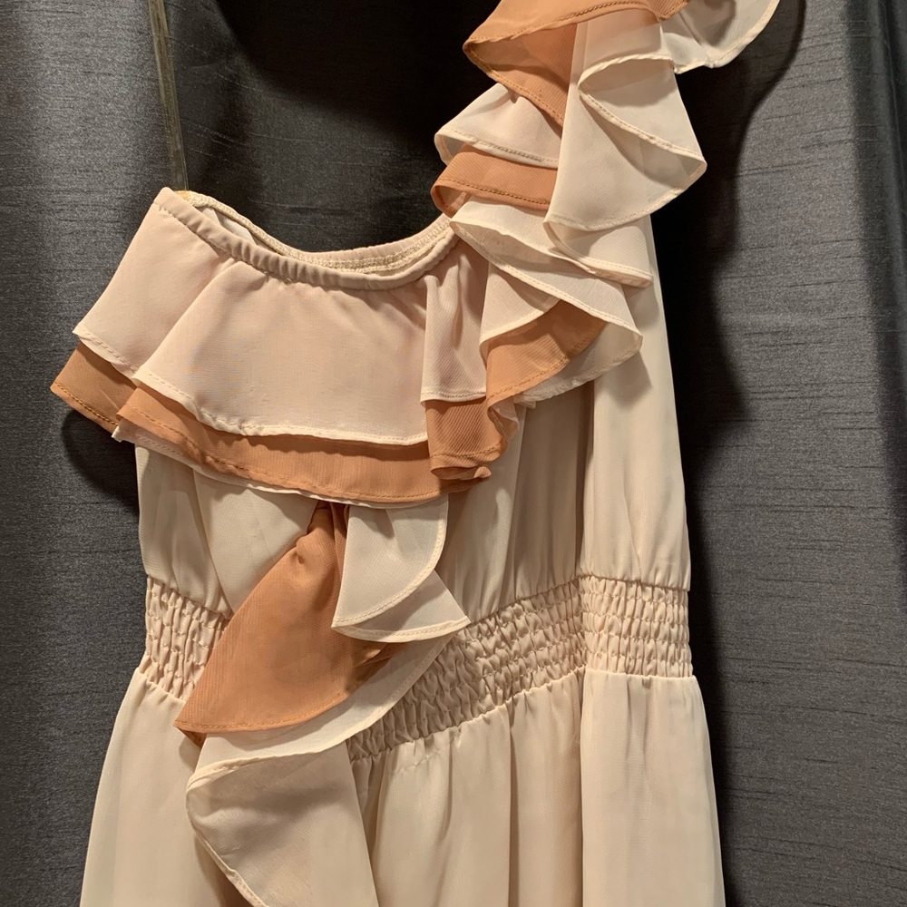 One shoulder dress - Picture 2 of 4